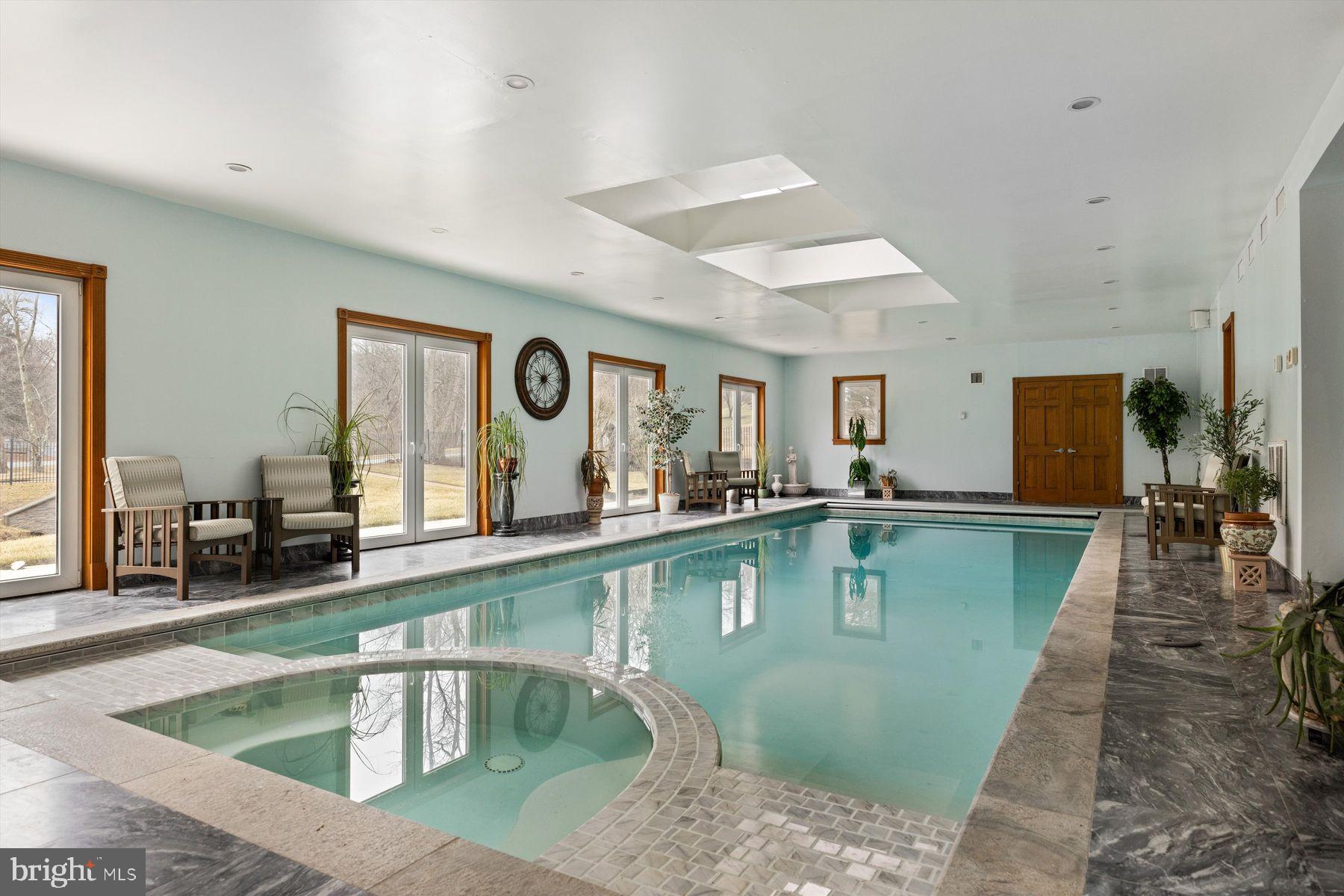 BRYN MAWR - Residential