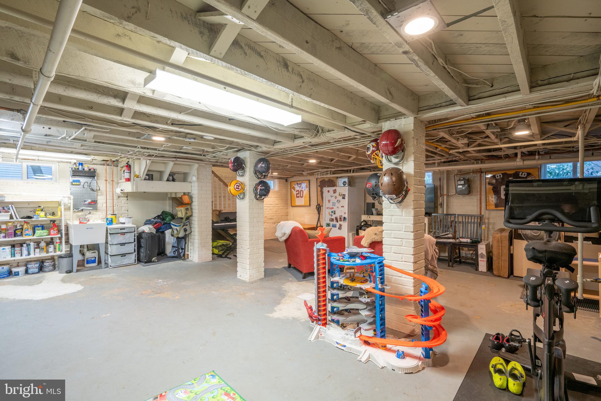 ROSEMONT - Residential