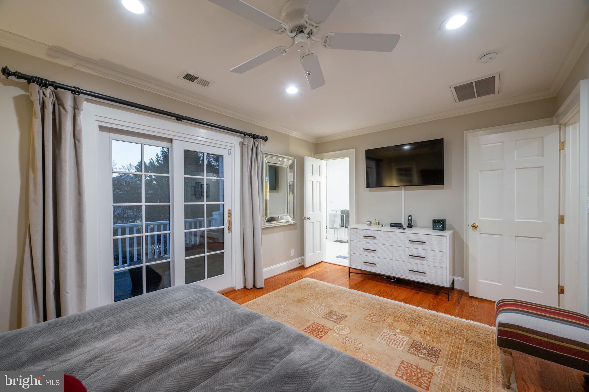 ROSEMONT - Residential