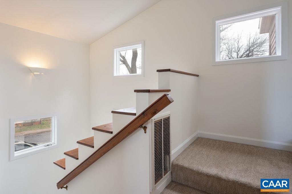 BELMONT - Residential