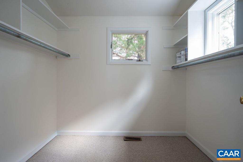 BELMONT - Residential