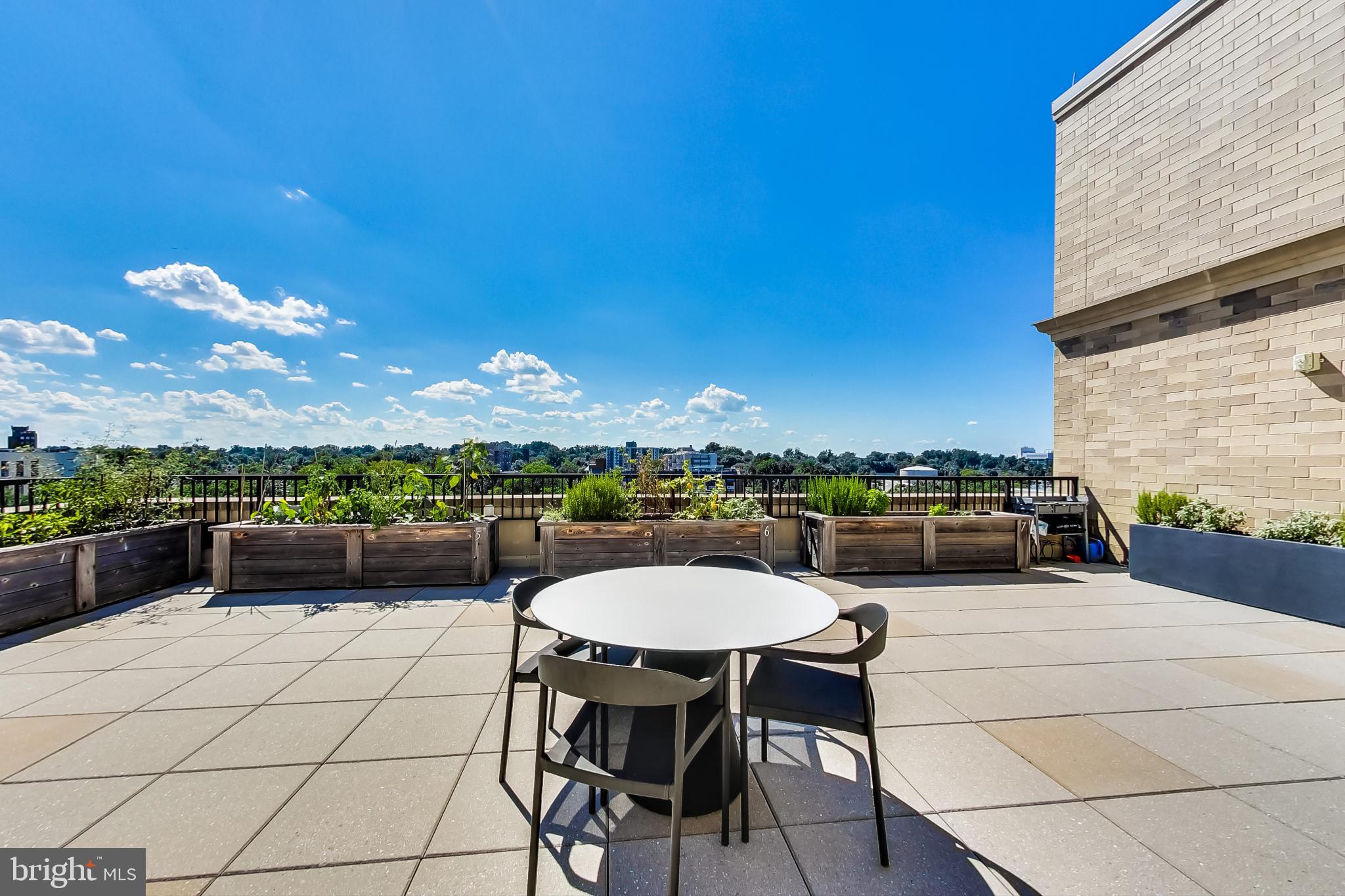 STONEHALL - Residential