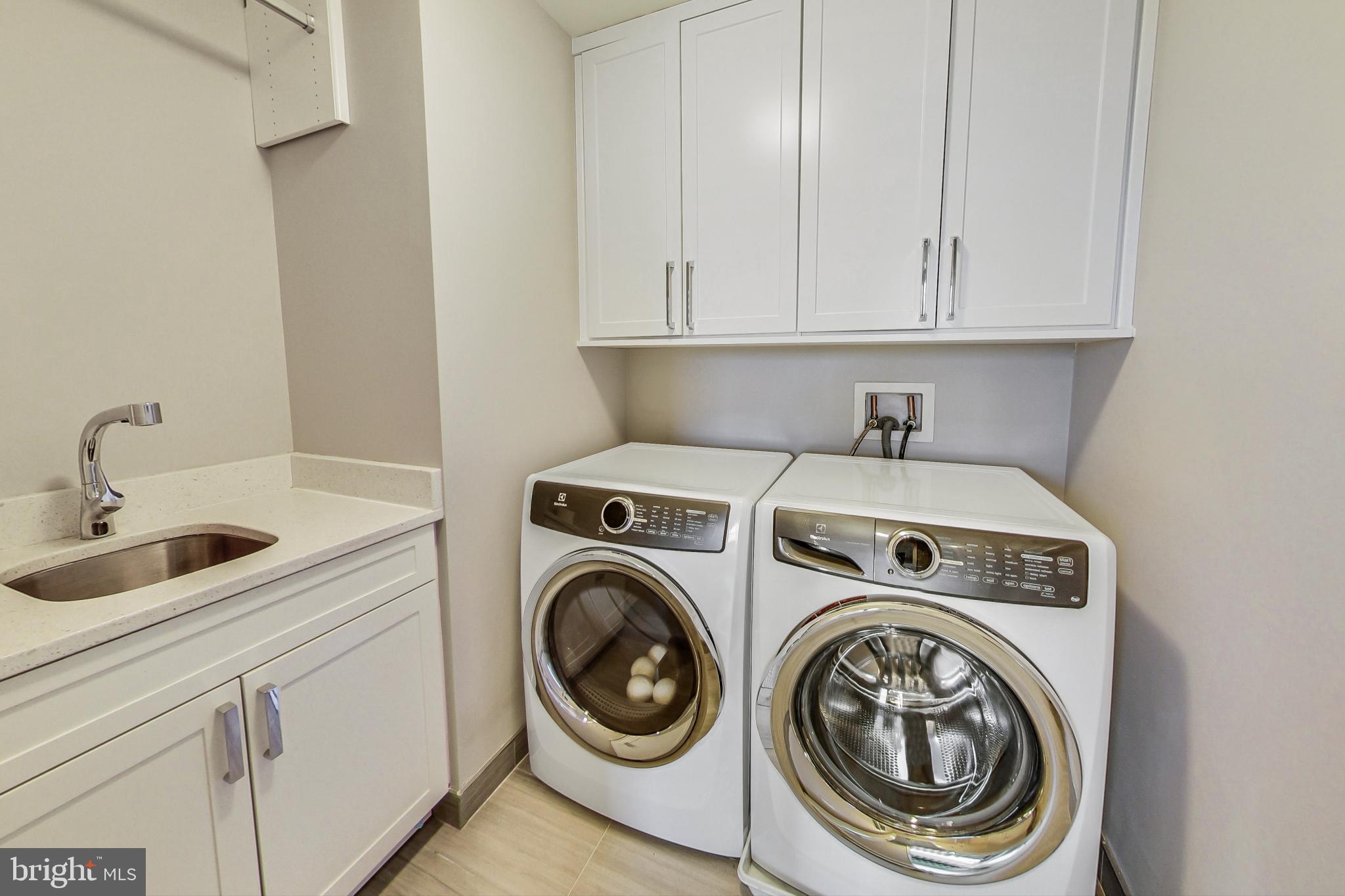 STONEHALL - Residential