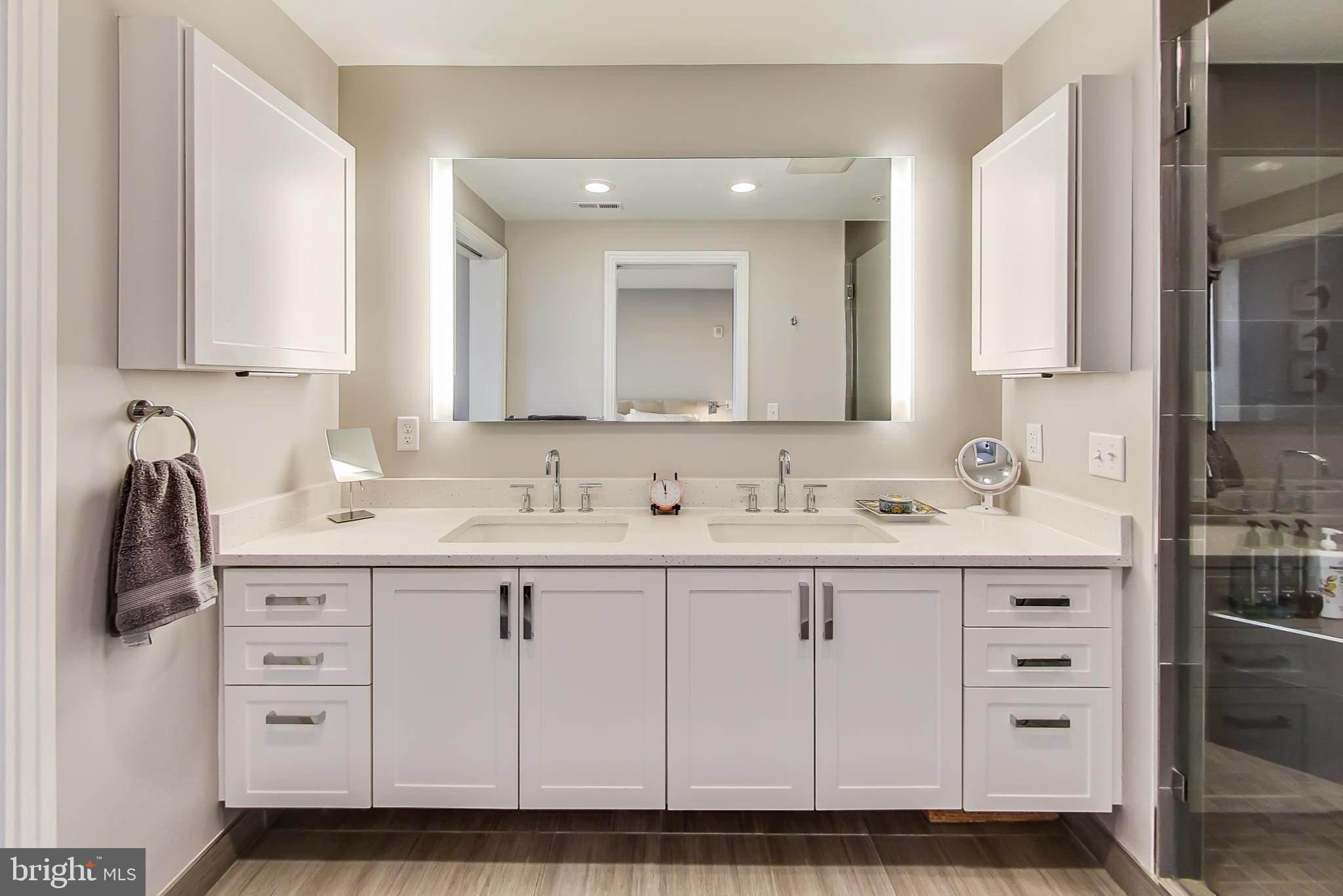 STONEHALL - Residential