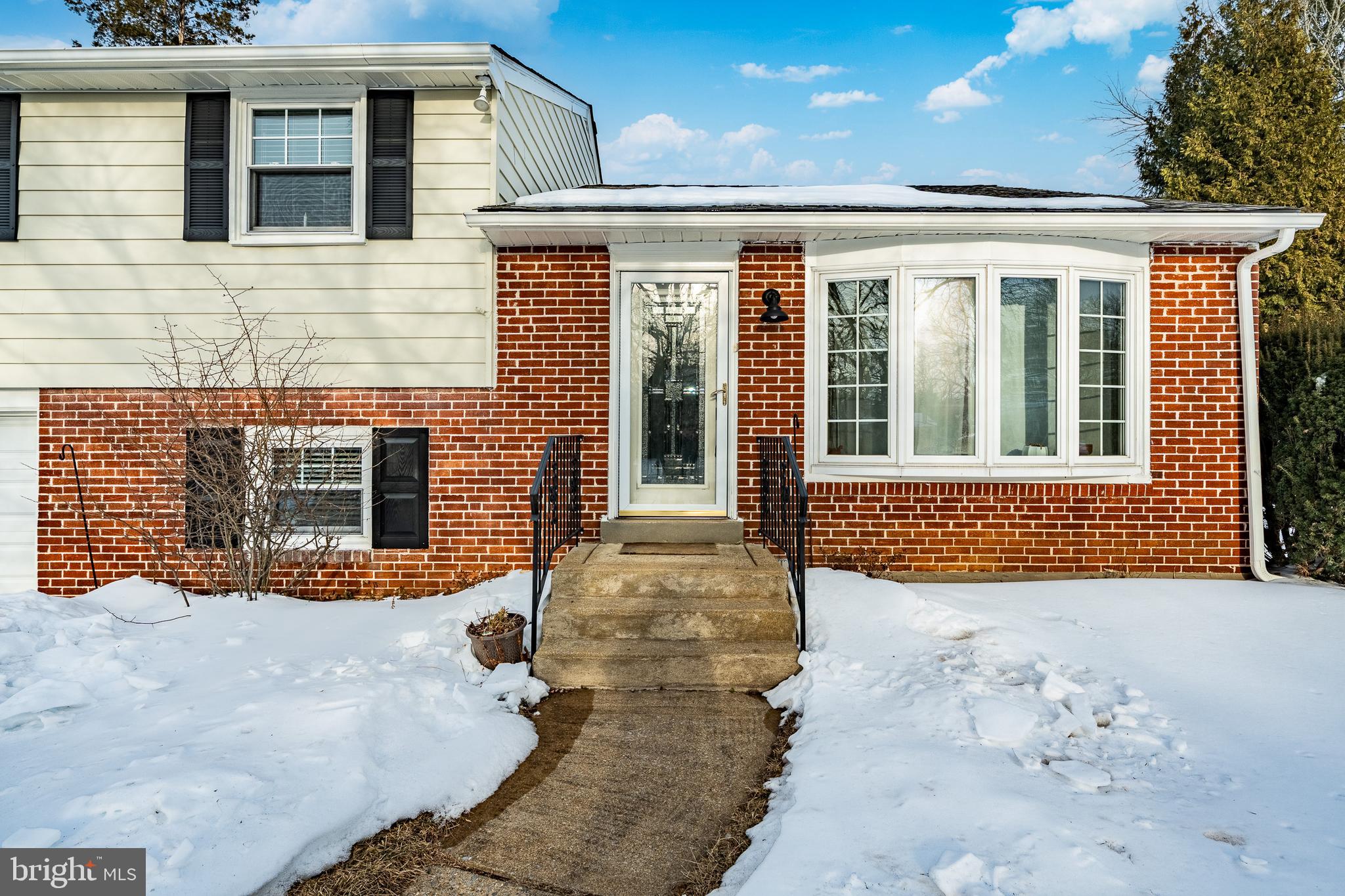 GLEN ACRES - Residential