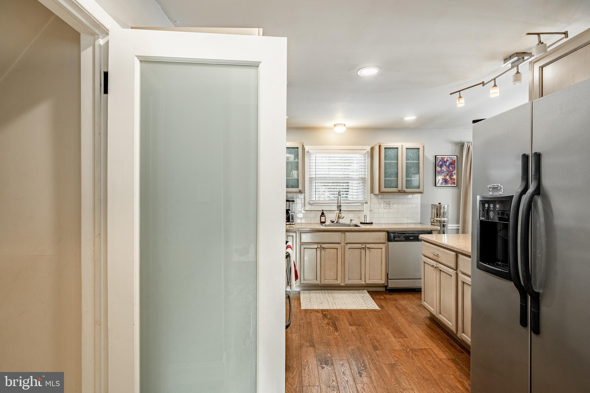 GLEN ACRES - Residential