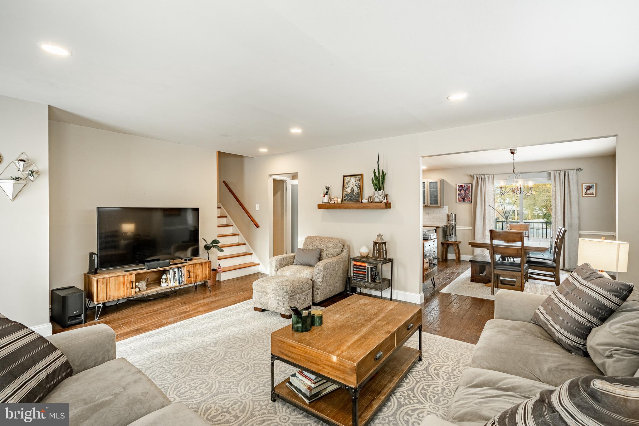 GLEN ACRES - Residential