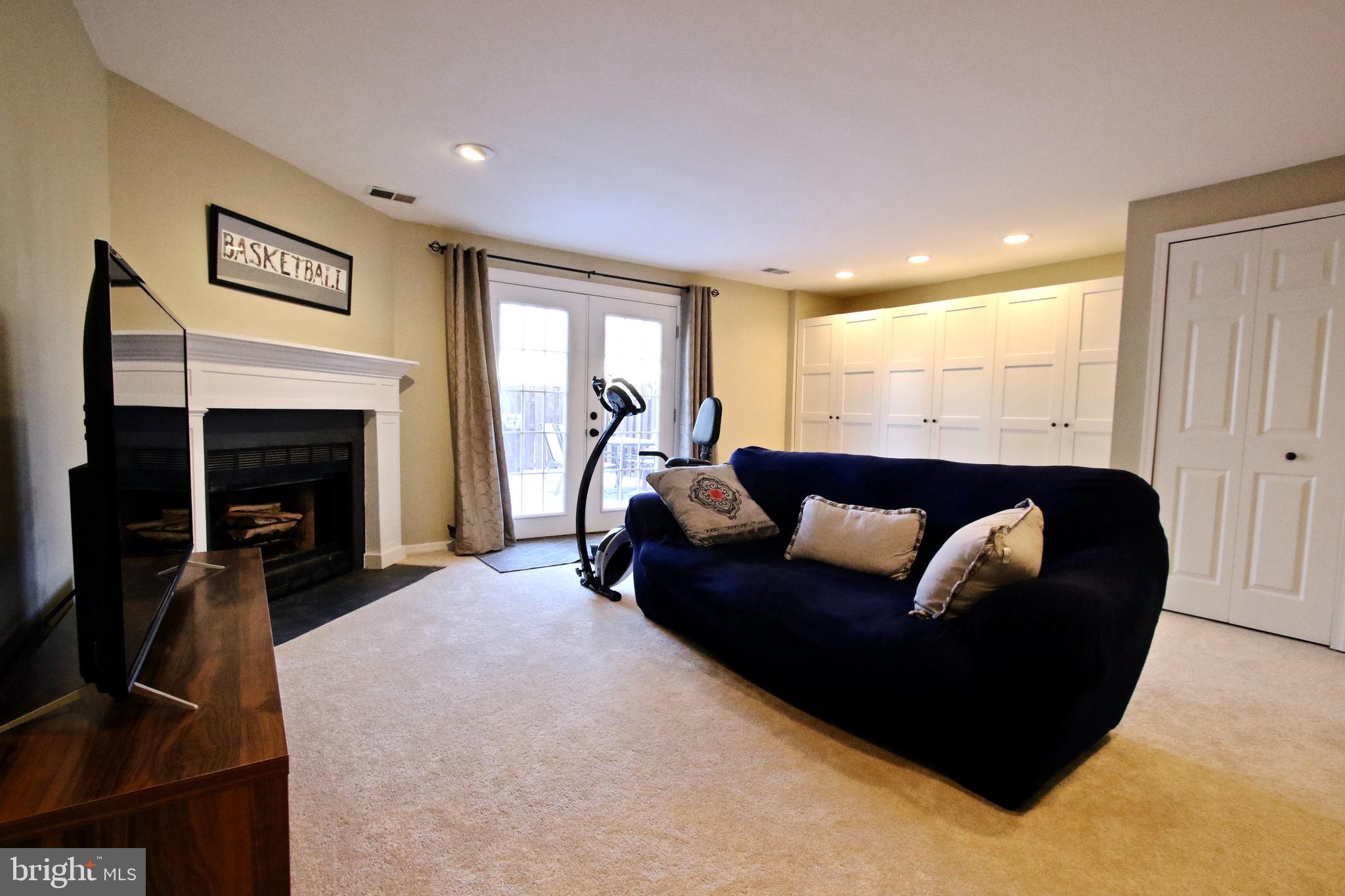 AMBERLEIGH - Residential Lease