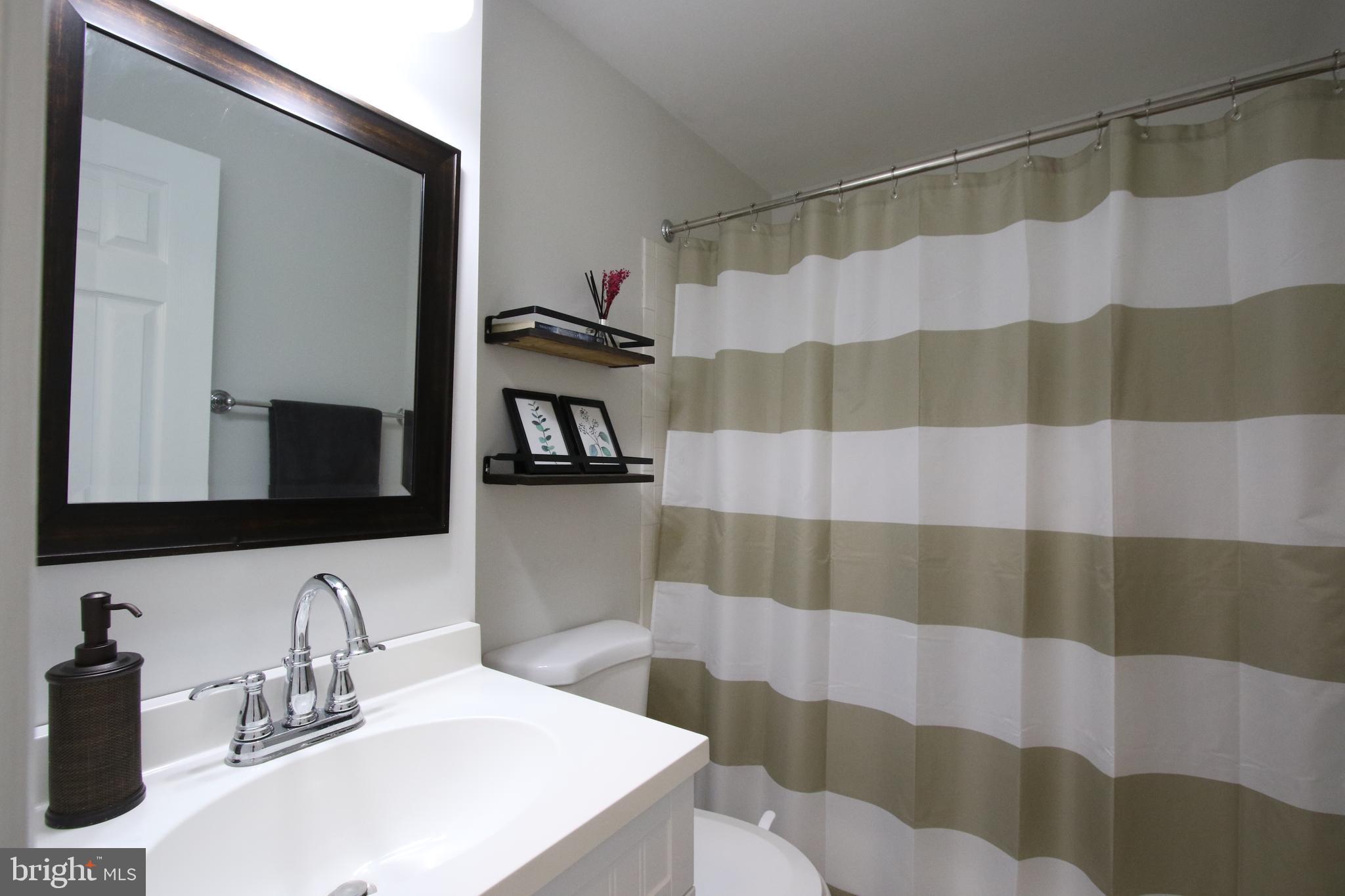 AMBERLEIGH - Residential Lease