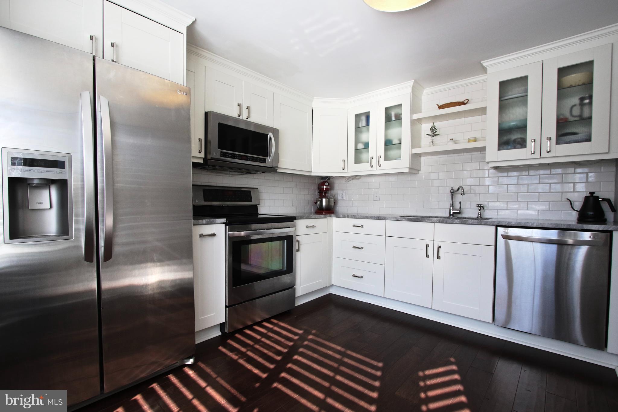 AMBERLEIGH - Residential Lease