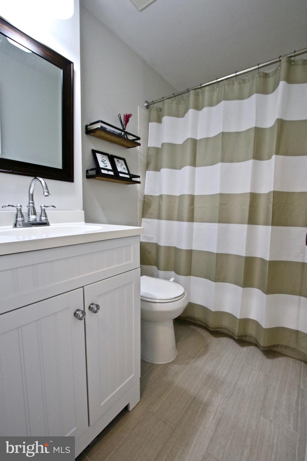 AMBERLEIGH - Residential Lease