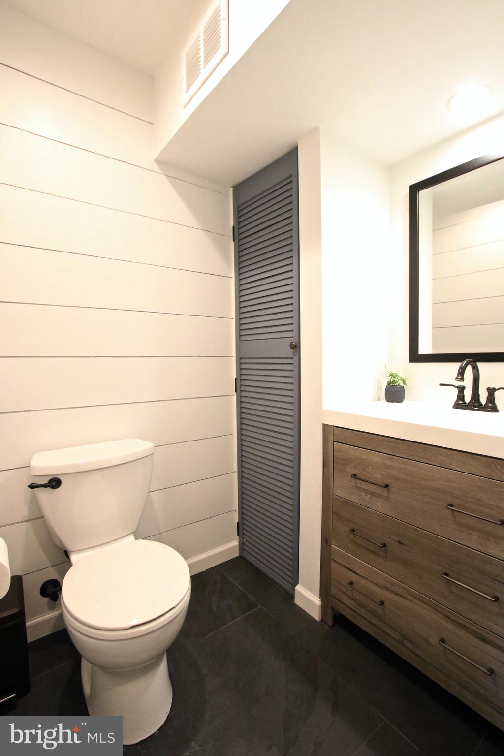 AMBERLEIGH - Residential Lease