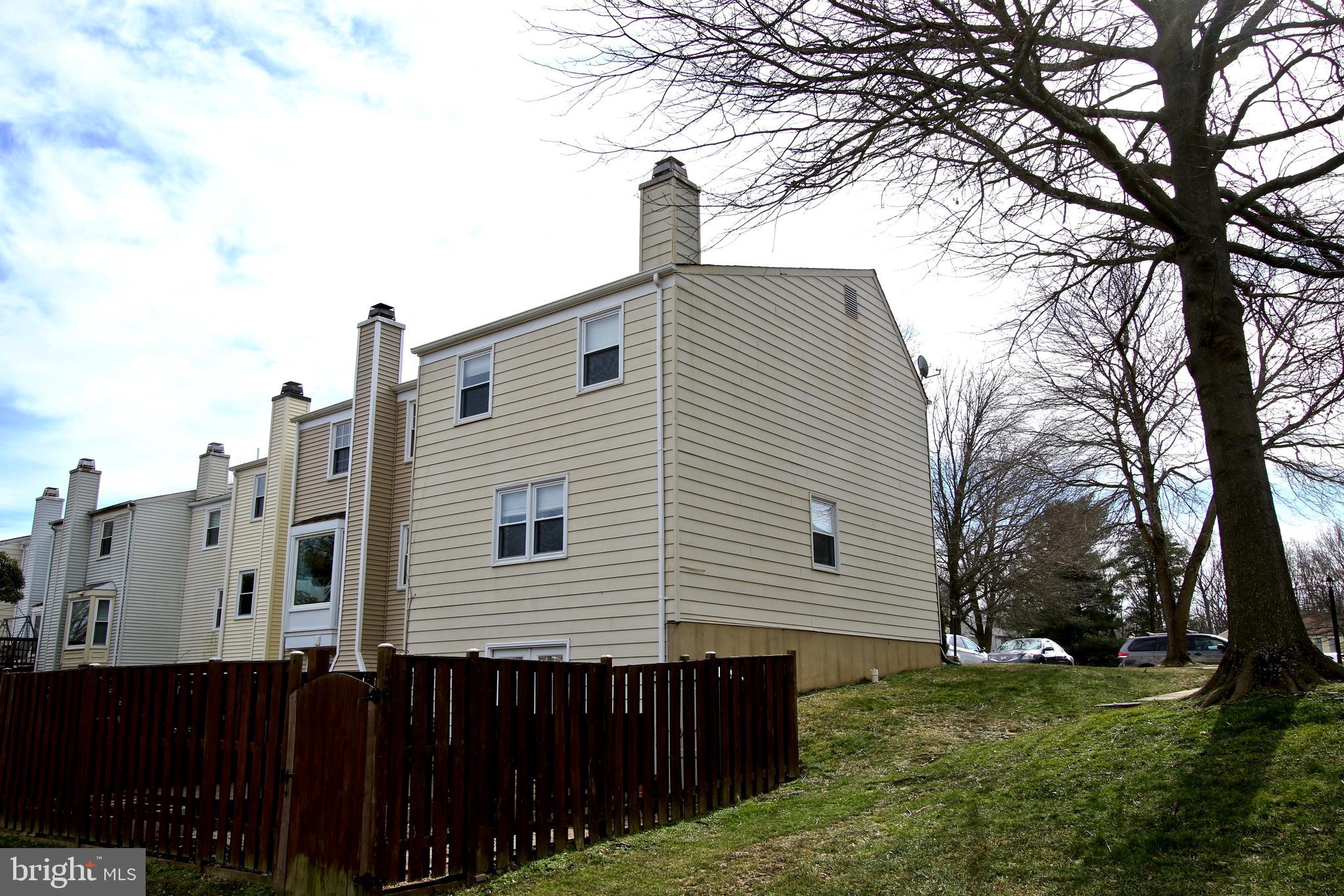 AMBERLEIGH - Residential Lease