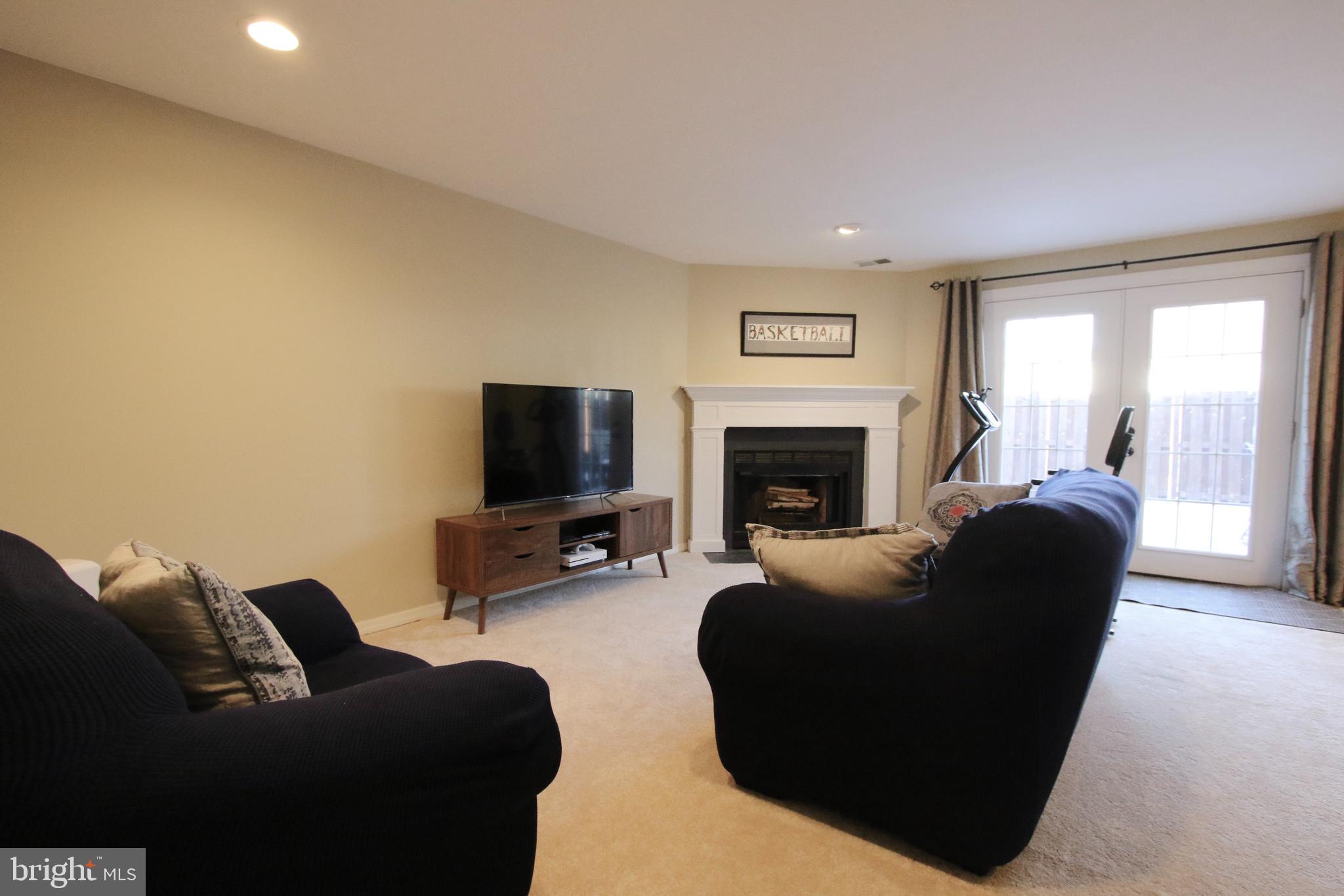 AMBERLEIGH - Residential Lease