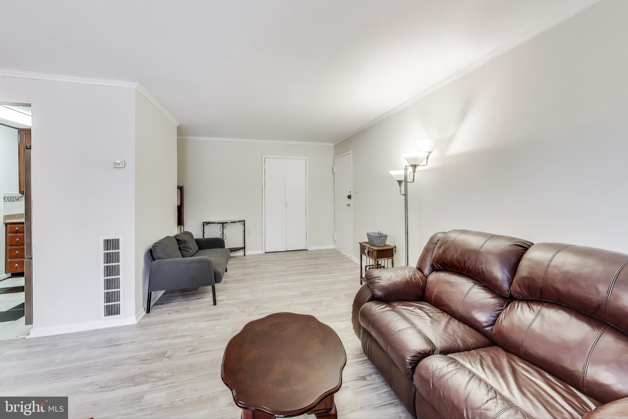 IVYMOUNT COURT - Residential