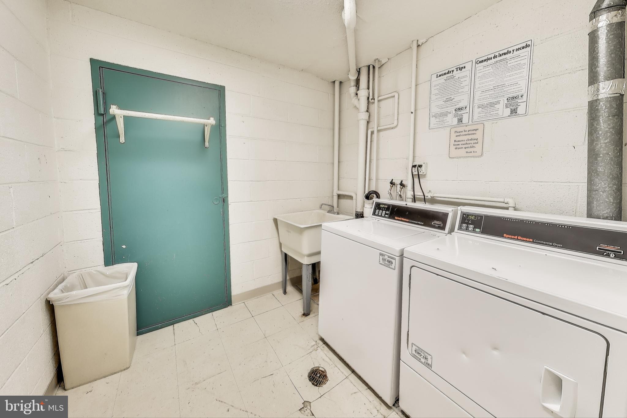 IVYMOUNT COURT - Residential