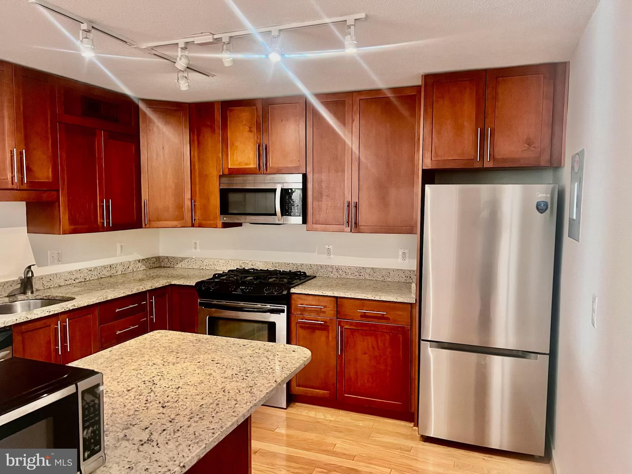 TAKOMA PARK - Residential