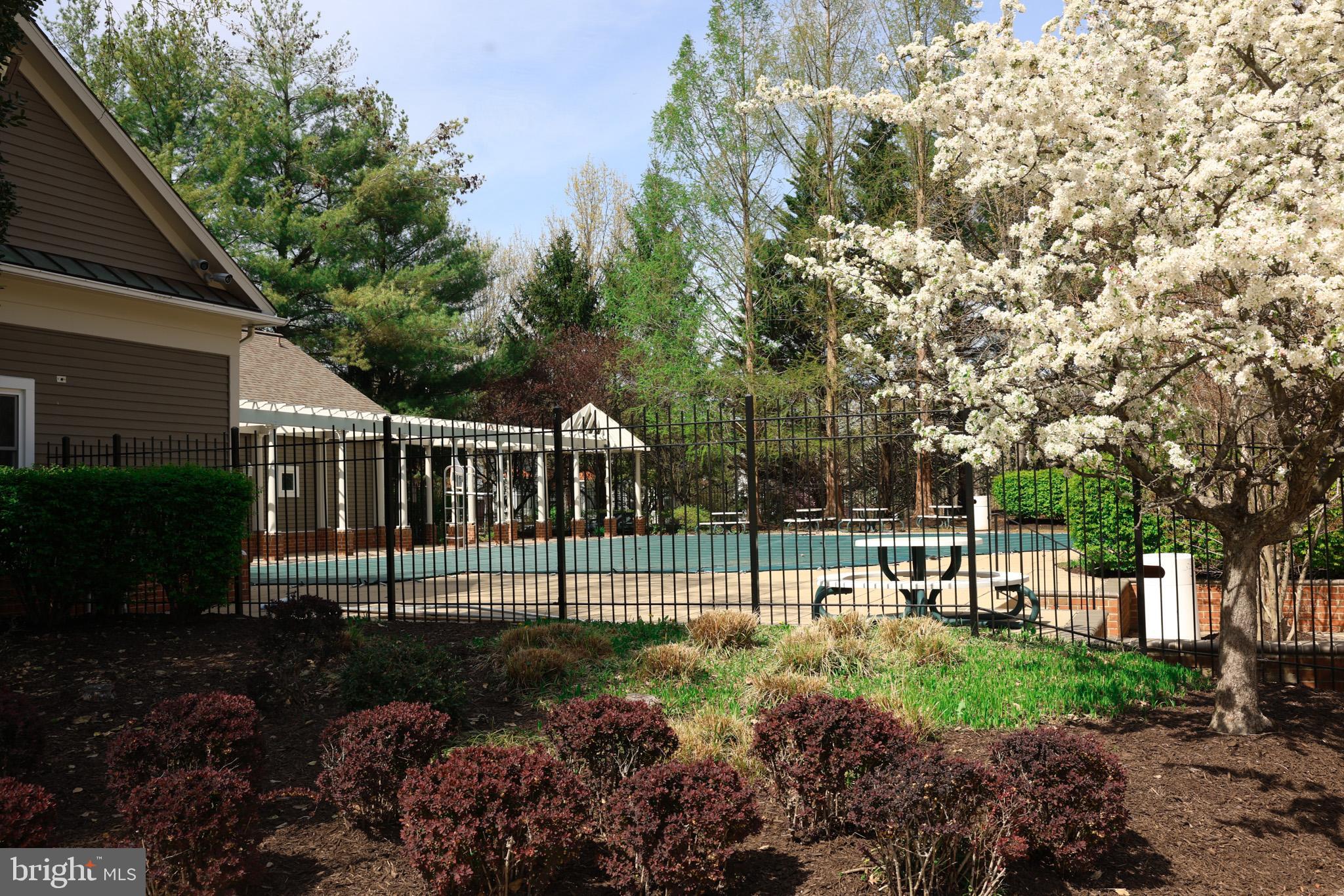 FOXRIDGE - Residential