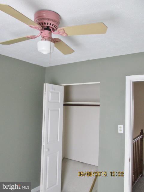 SMALL CROSSINGS - Residential