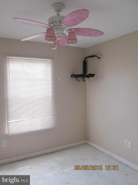 SMALL CROSSINGS - Residential