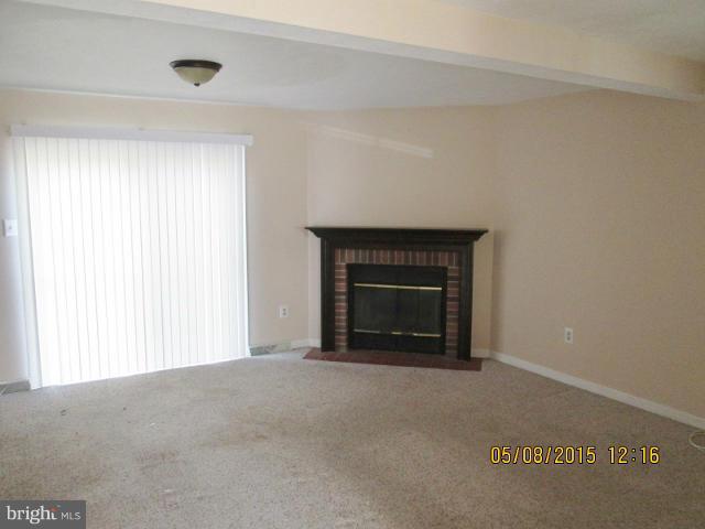 SMALL CROSSINGS - Residential