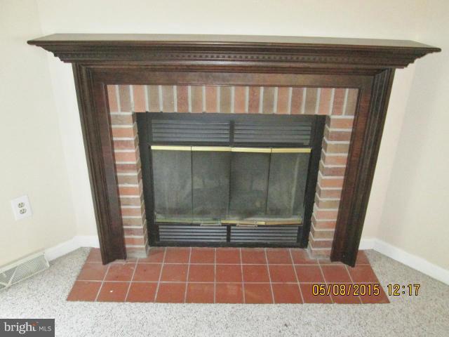 SMALL CROSSINGS - Residential