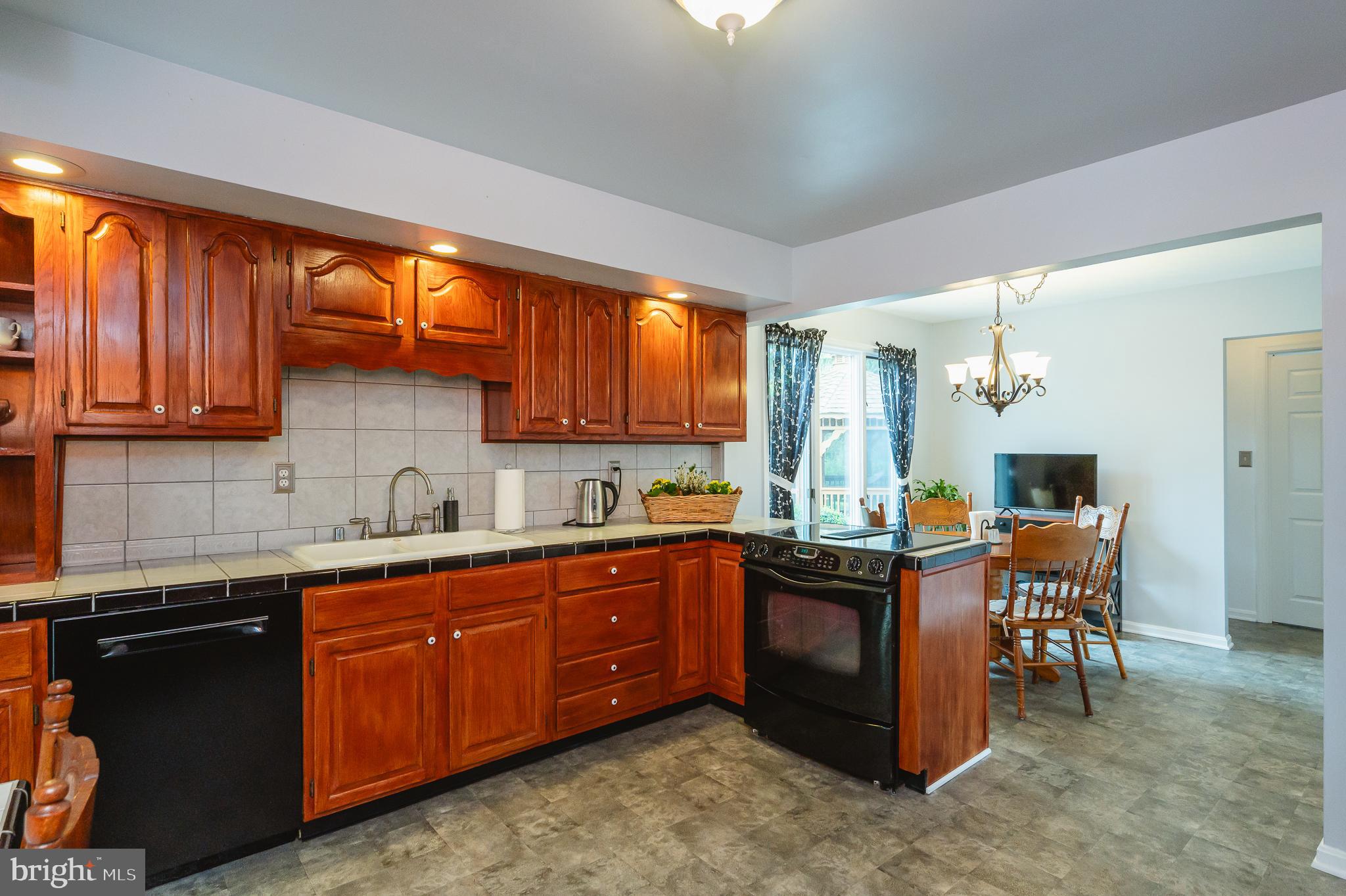 TODD ESTATES - Residential