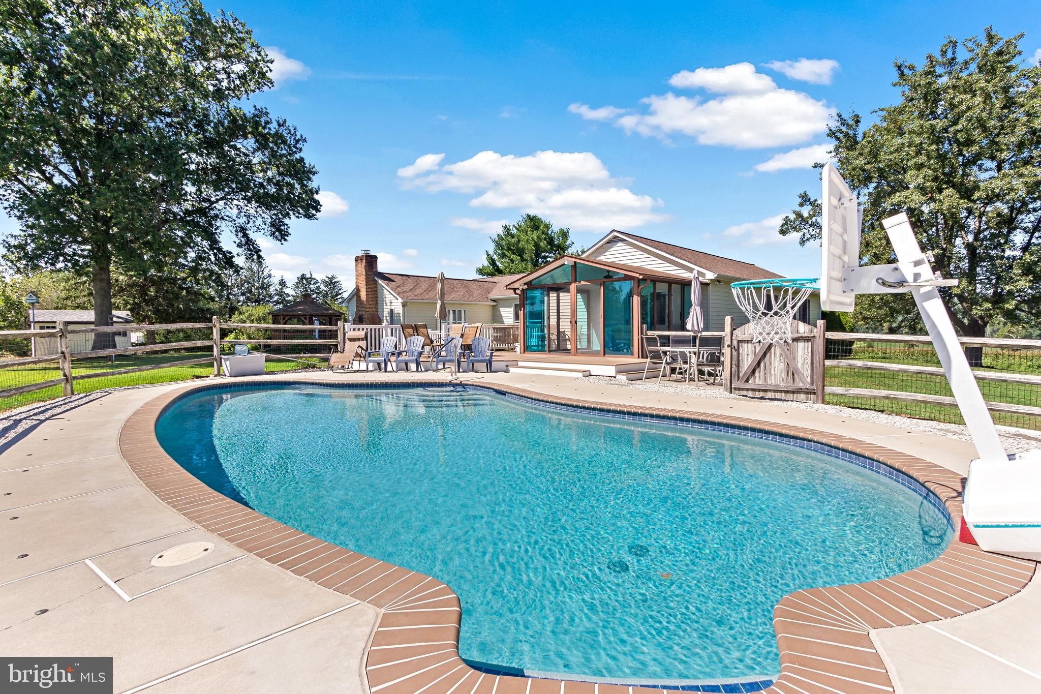 TODD ESTATES - Residential