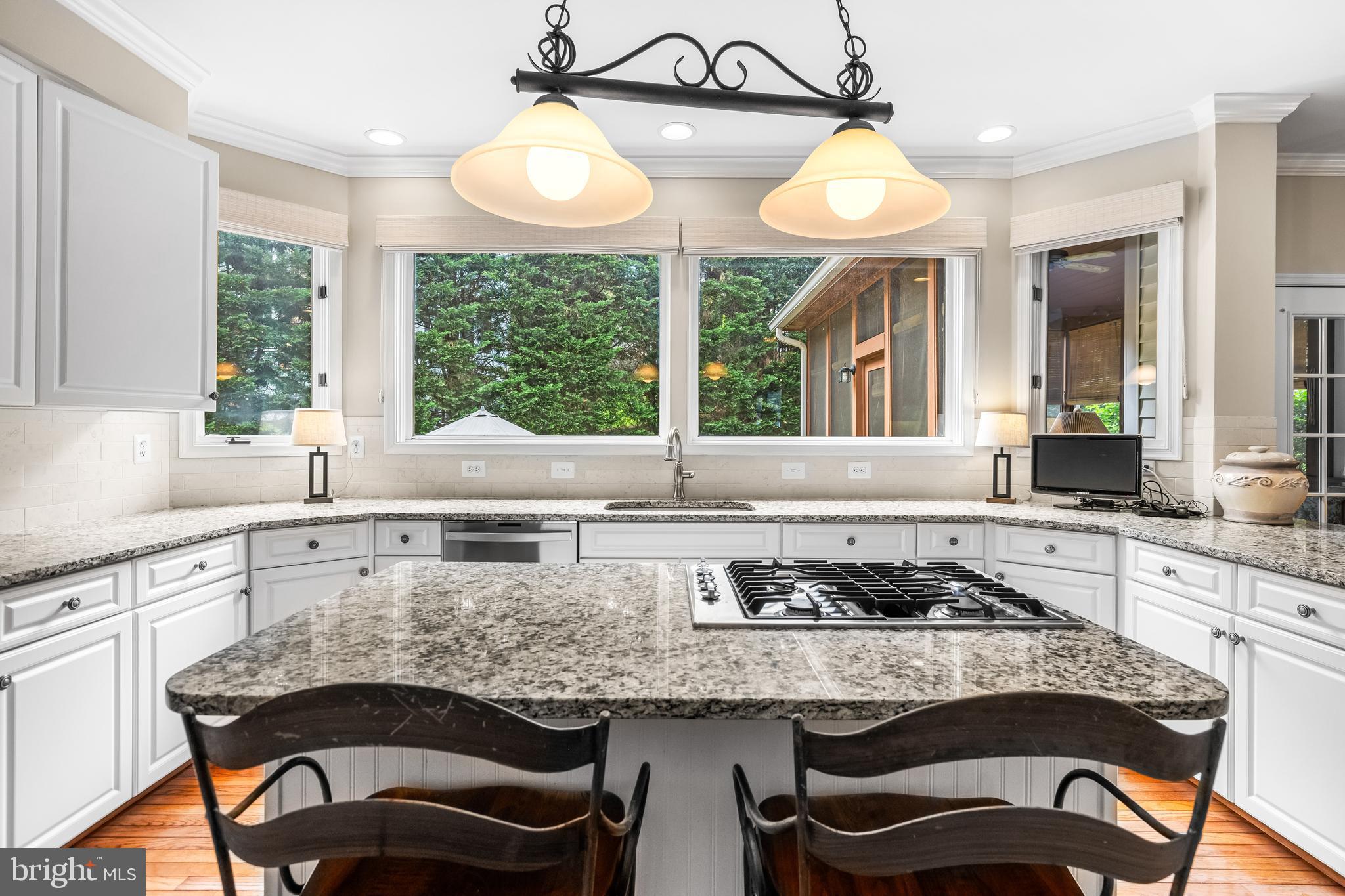 SEMINARY OVERLOOK - Residential