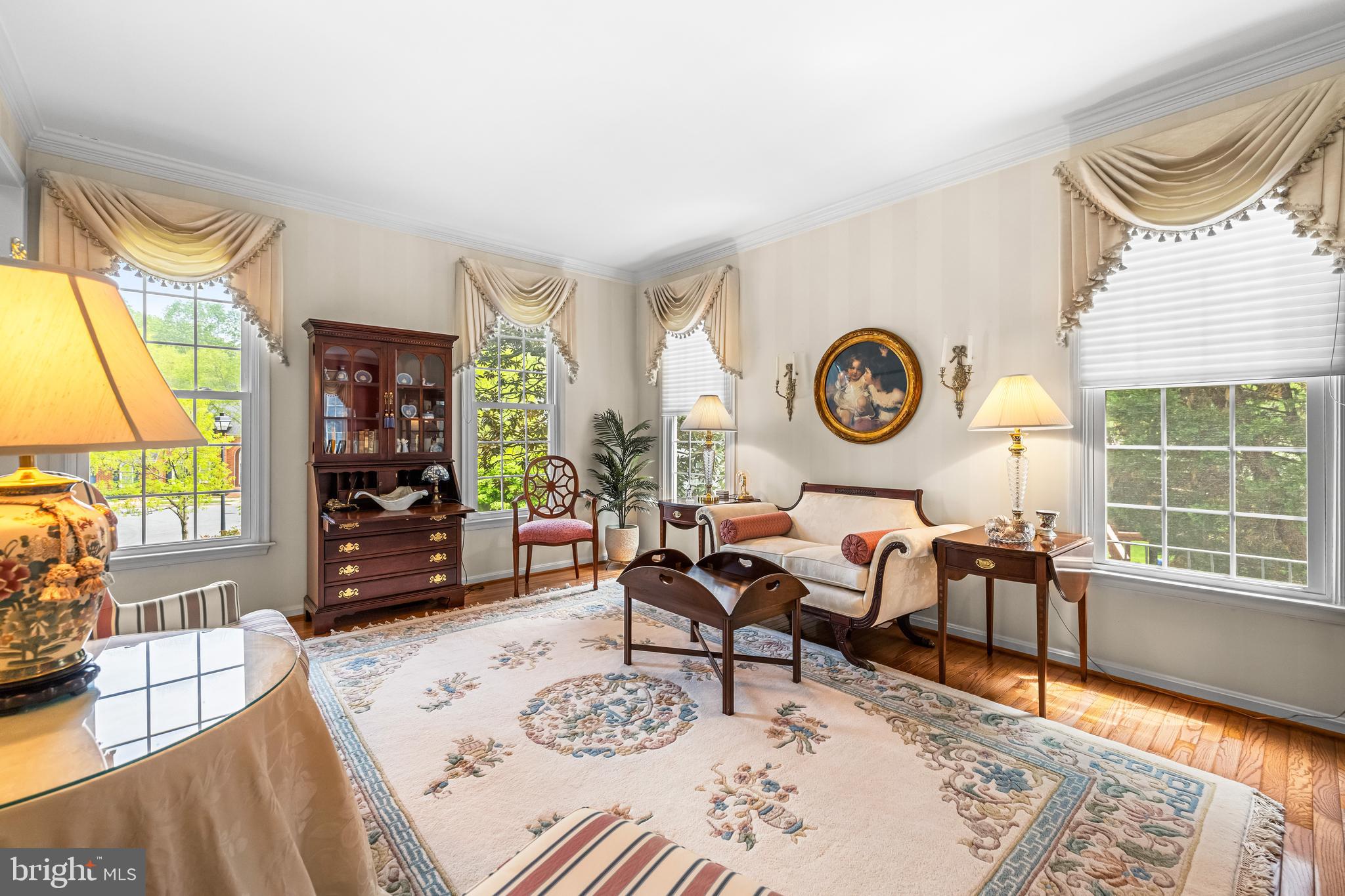 SEMINARY OVERLOOK - Residential