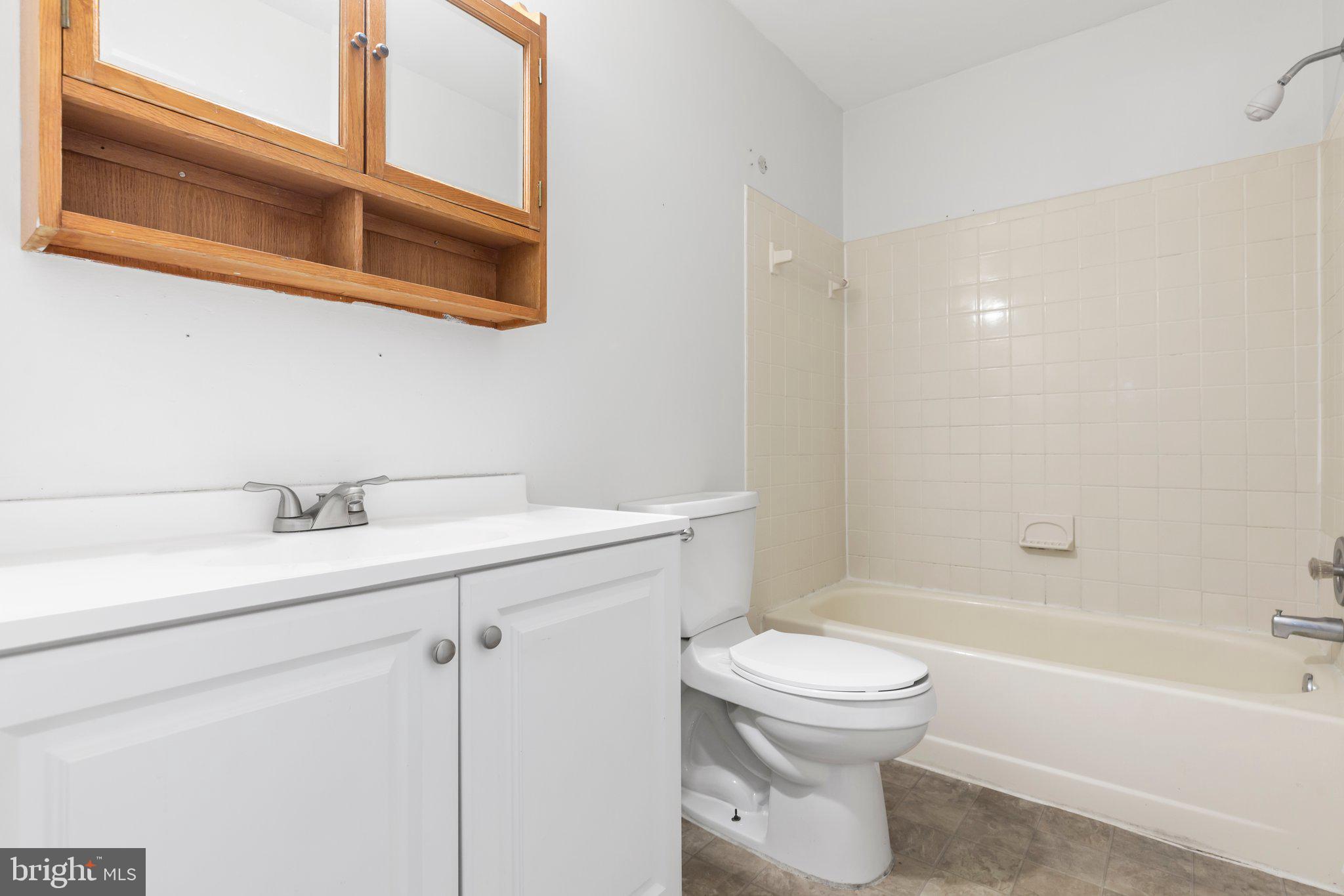 WINDSOR PLACE - Residential