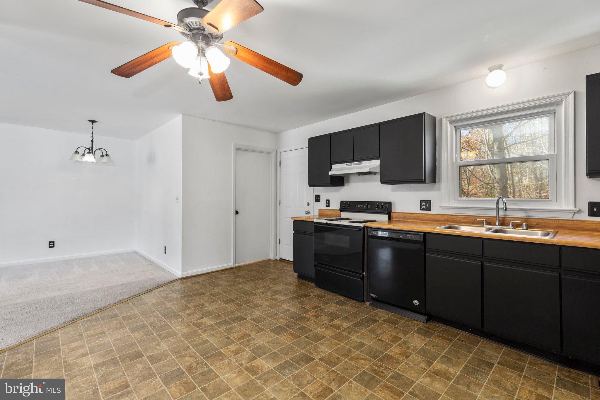 WINDSOR PLACE - Residential