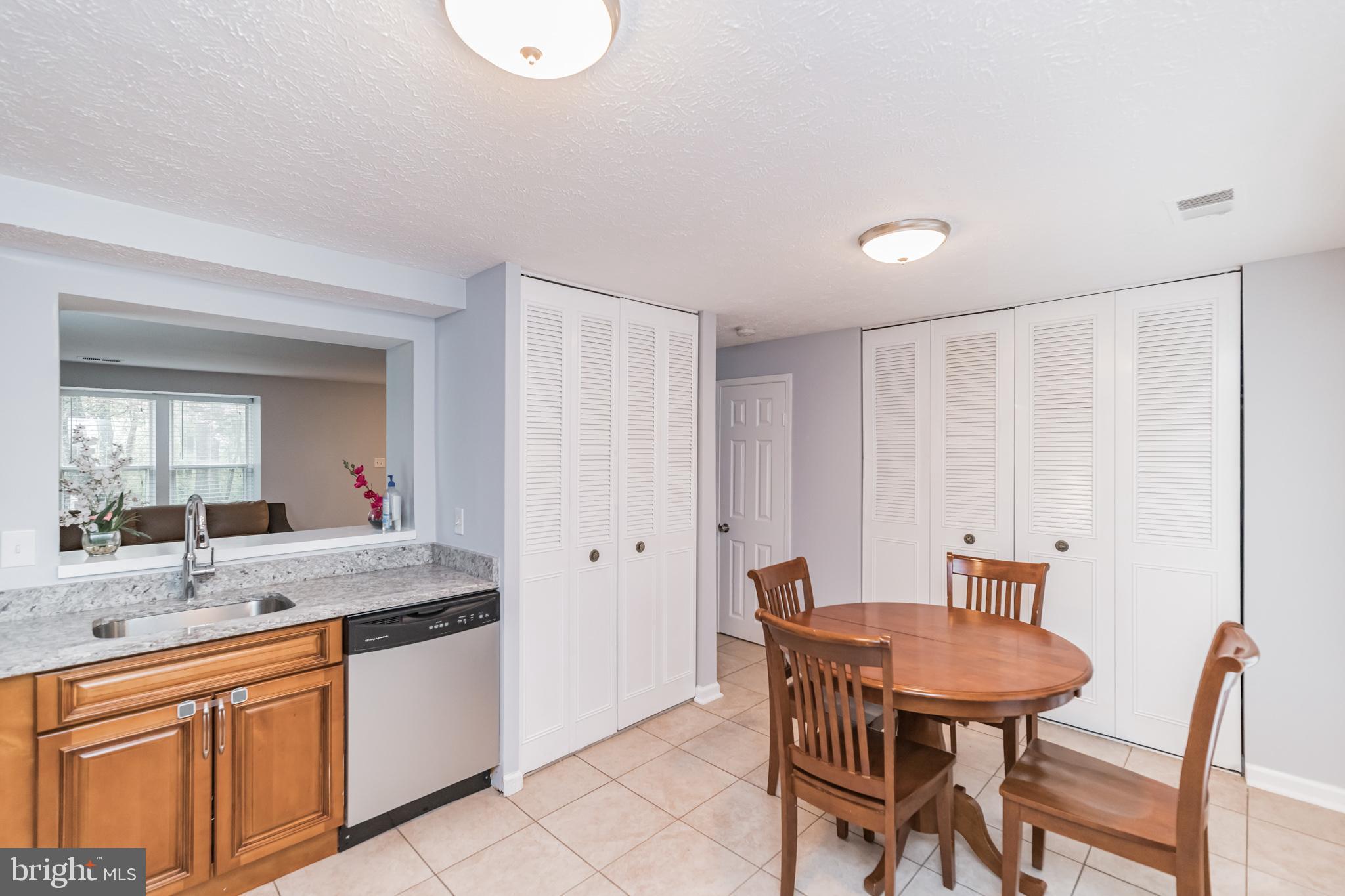 POHICK VILLAGE - Residential