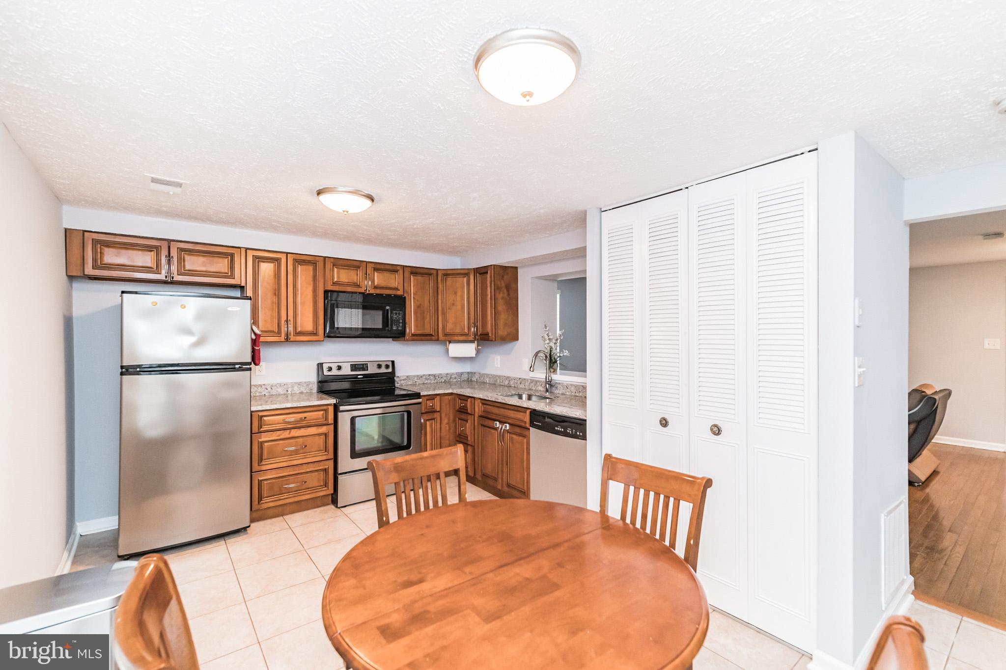 POHICK VILLAGE - Residential