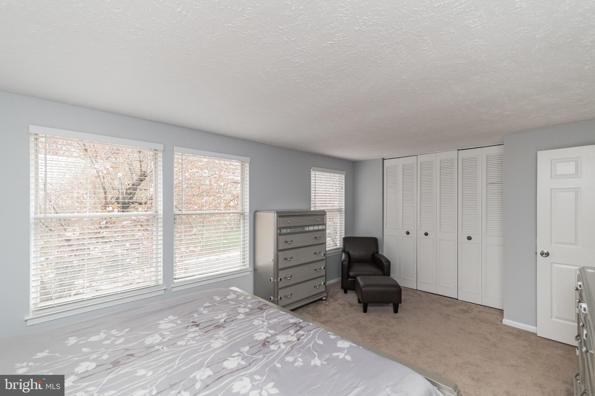 POHICK VILLAGE - Residential