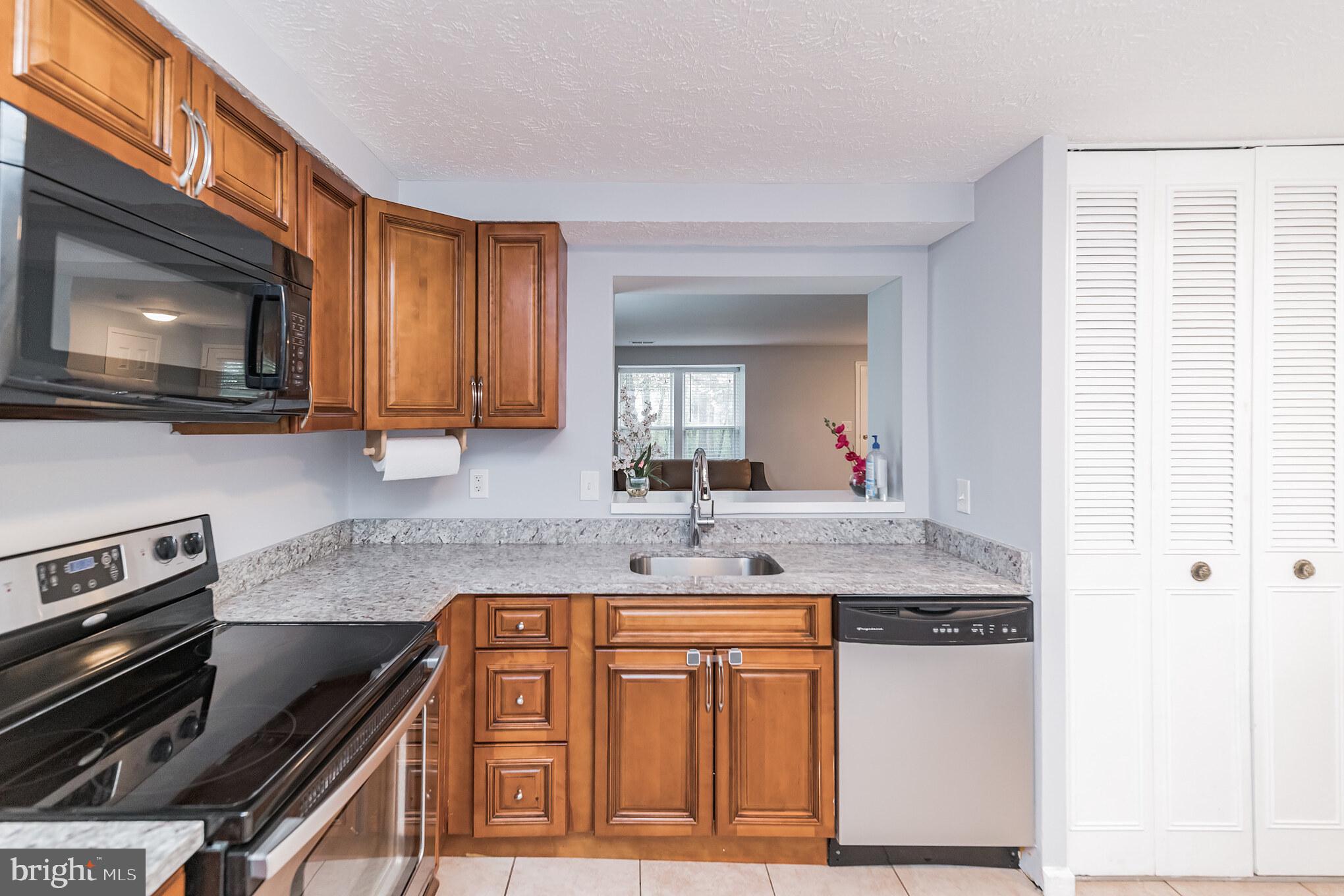 POHICK VILLAGE - Residential