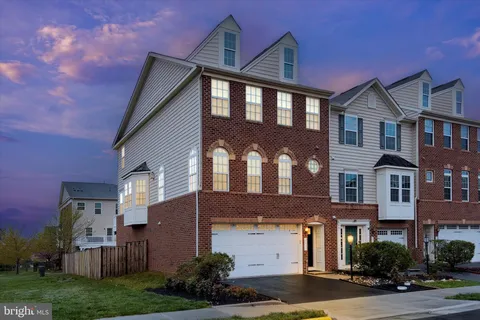 25771 Double Bridle Terrace, Aldie, VA MLS: VALO2092380