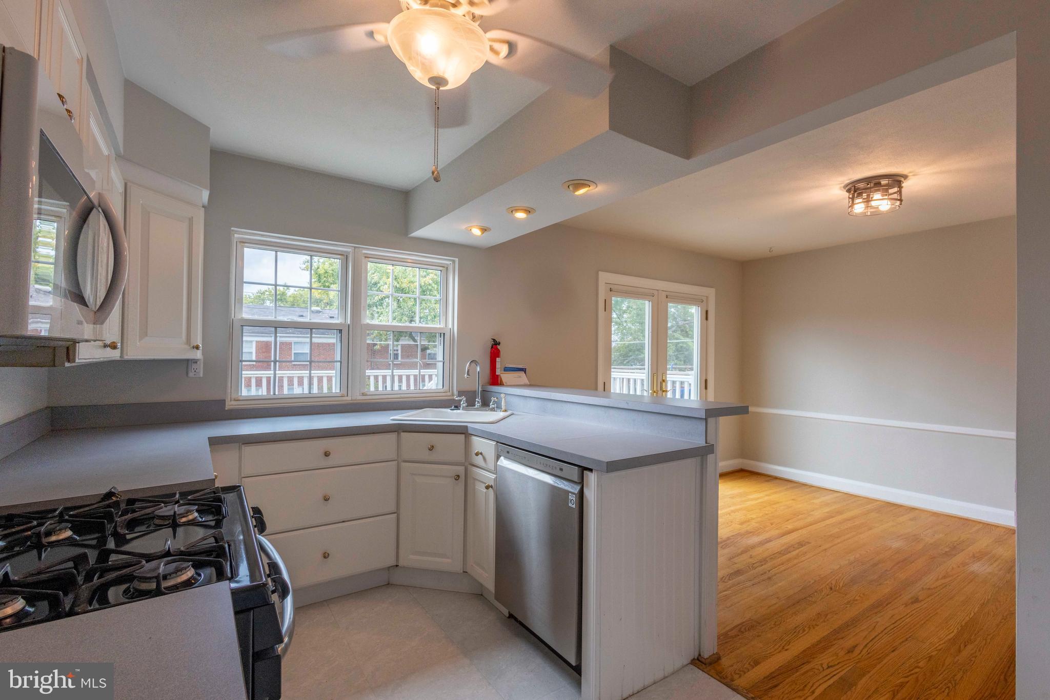 PARKVILLE - Residential Lease