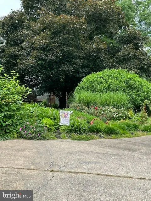 Columbia, Maryland 21046, United States, 5 Bedrooms Bedrooms, ,4 BathroomsBathrooms,Residential,Pending,11247