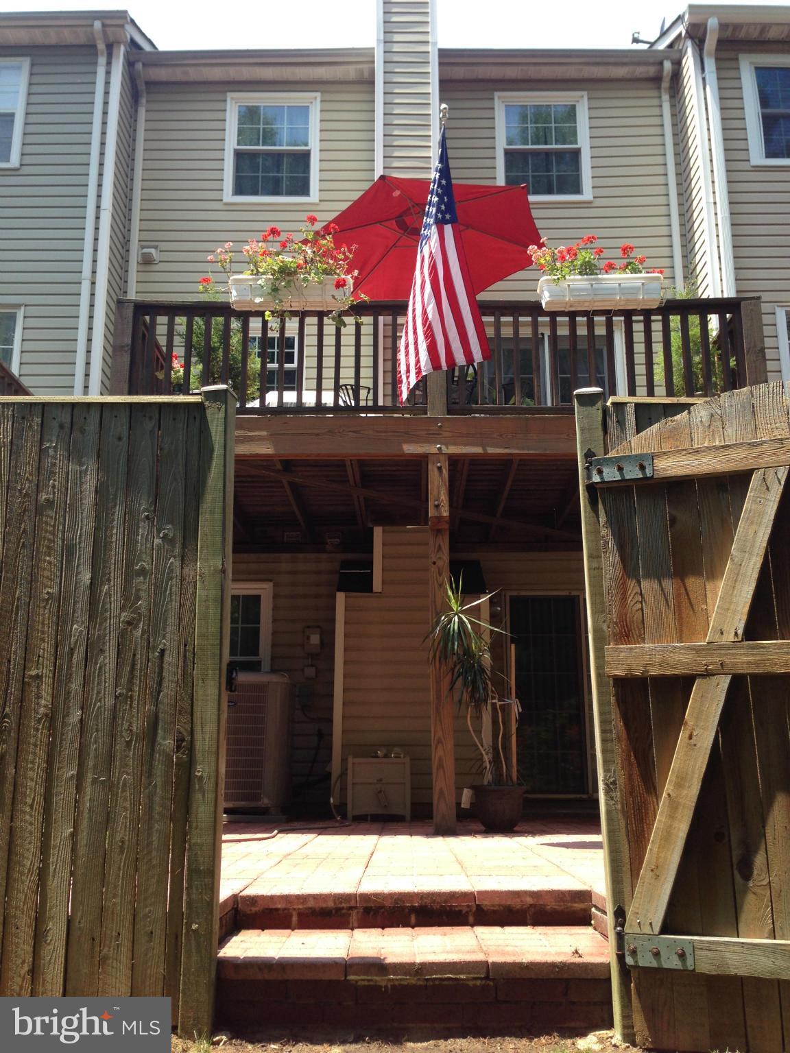 GUNSTON SQUARE - Residential Lease