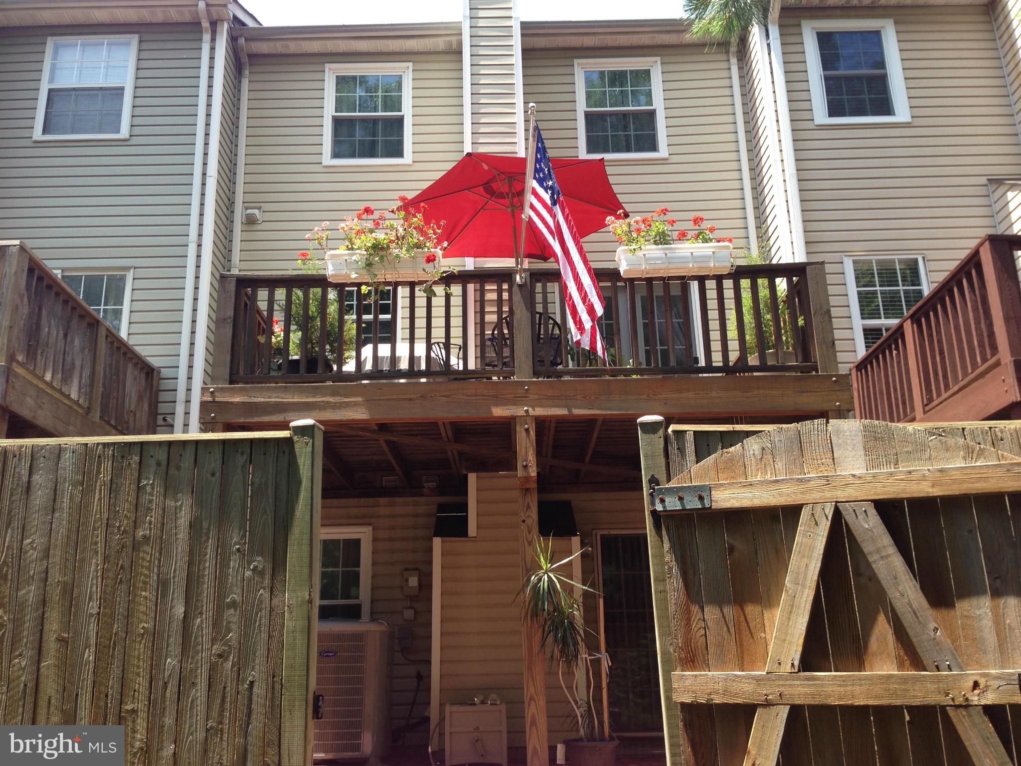 GUNSTON SQUARE - Residential Lease