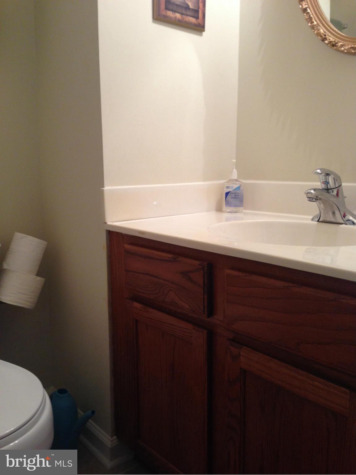 GUNSTON SQUARE - Residential Lease