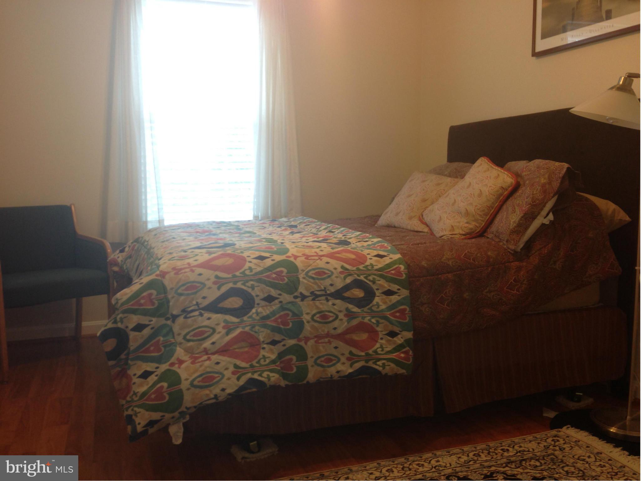 GUNSTON SQUARE - Residential Lease