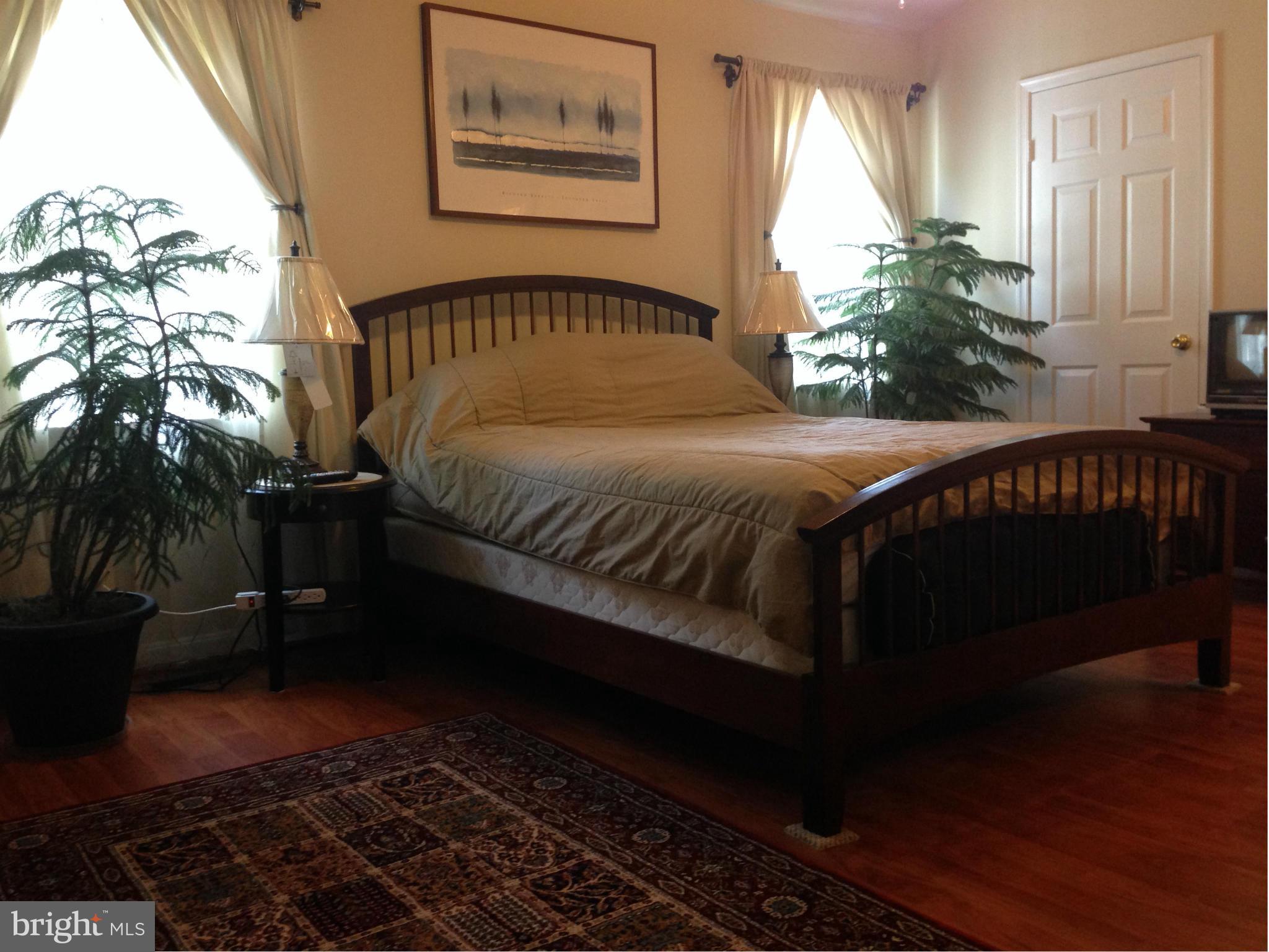 GUNSTON SQUARE - Residential Lease