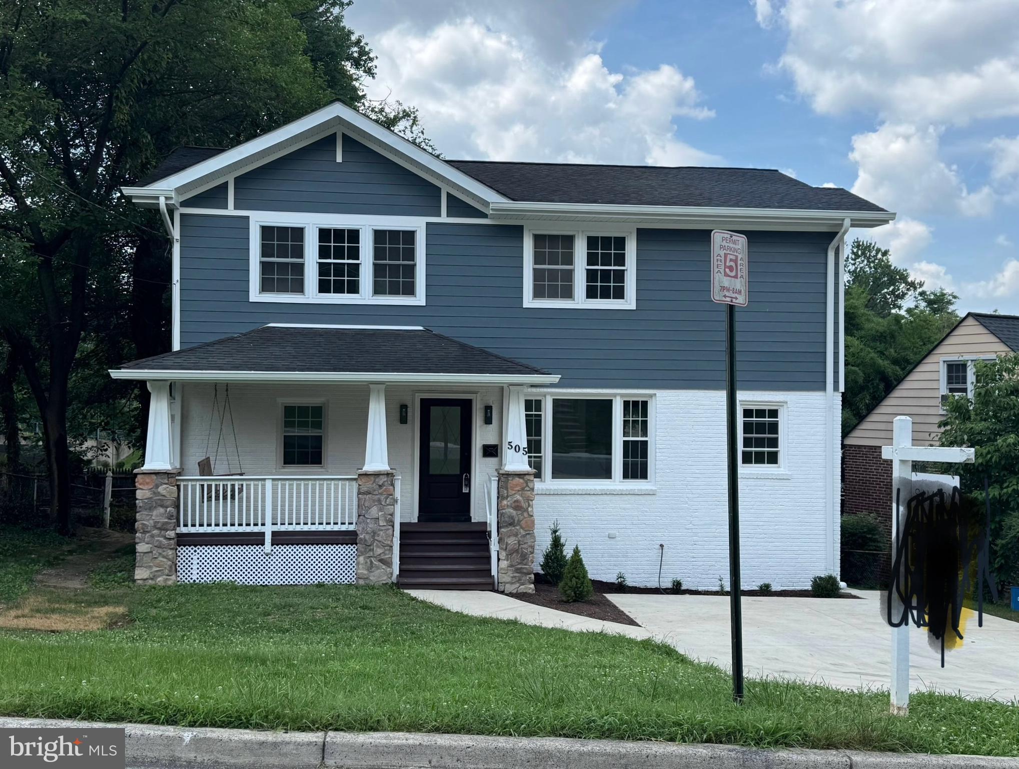 HUGE PRICE CUT. Motivated seller. This beautiful single-family home conveniently located in Takoma Park Neiborhood and close commute to Washington D.C. Carefully designed exterior with added driveway and patio in the back. Newly built addition for a grand kitchen. Master bedroom with walk in closet, master bath offers tub, shower, double vanity and toilet closet. Added laundry upstairs for convenient.