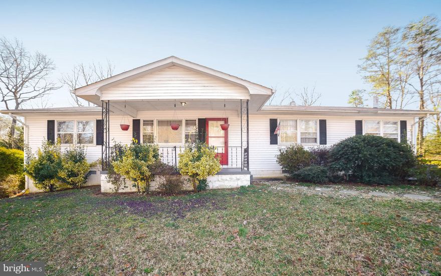 Tons of opportunity in this home.  Priced appropriately and ready for you to make it your own.  3 bed 2 bath home on public sewer.  2 outbuildings and a great garden in the rear of the home. South on PAX NAS for a reverse commute.