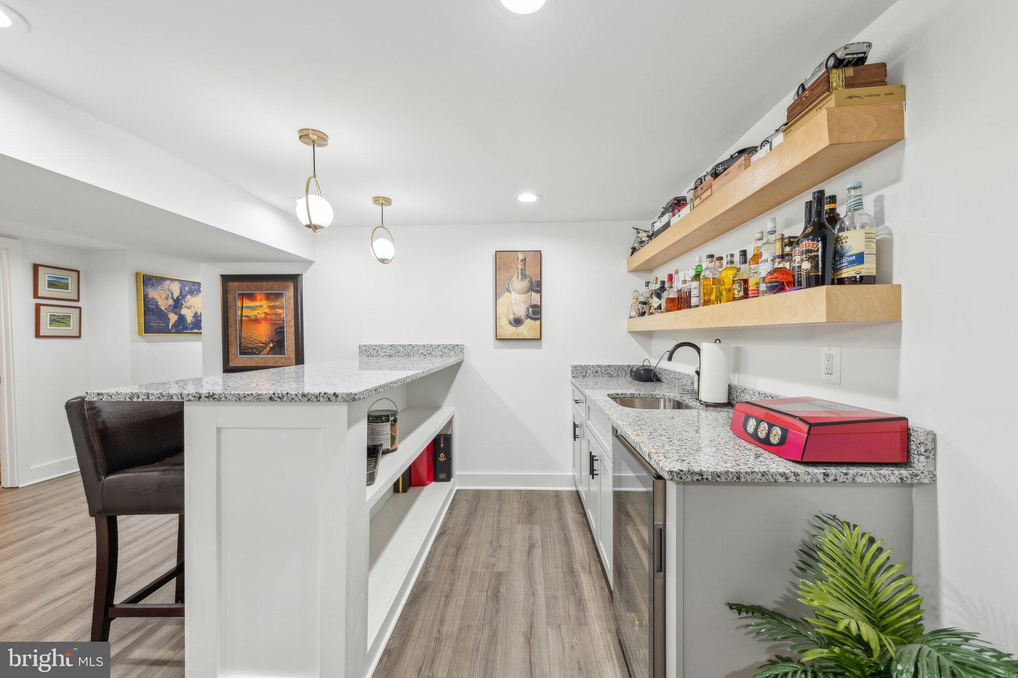 LEEWAY OVERLEE - Residential