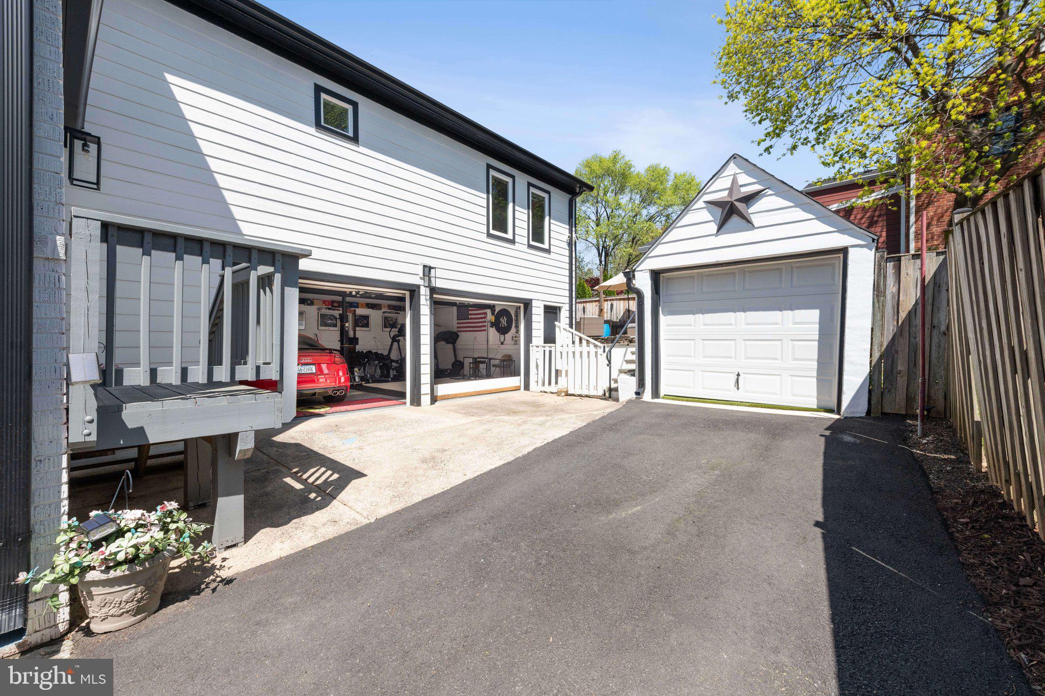 LEEWAY OVERLEE - Residential