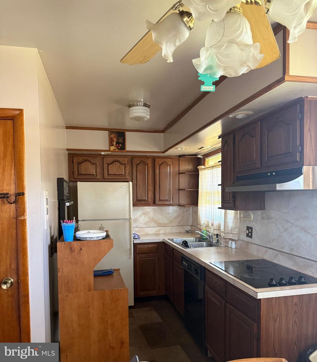 Photo of 1501 Gregg Avenue, READING, PA 19607 (MLS # PABK2063754)