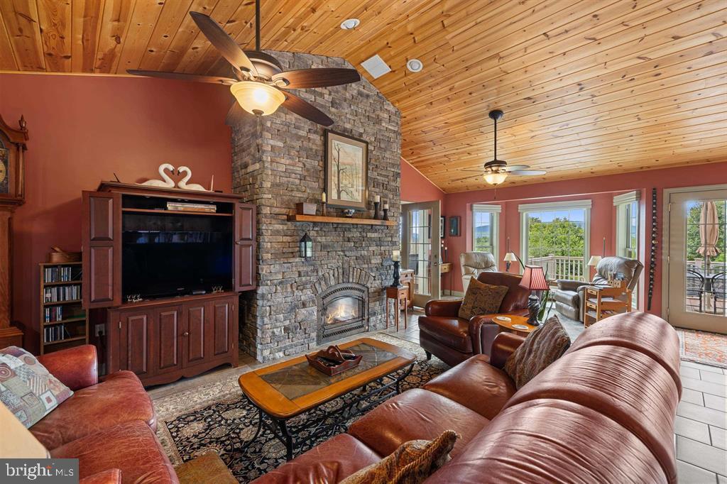 QUANTICO - Residential